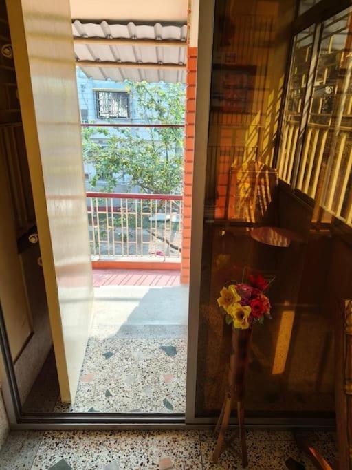 Premium Apartment, Kolkata Airport Exterior foto